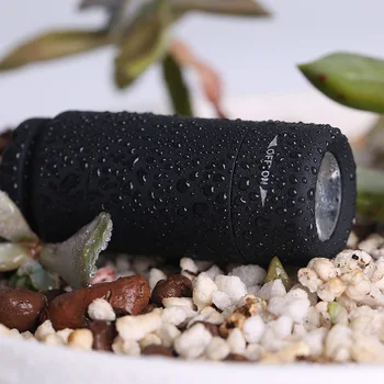 1 buc 60mm*30mm Mini EDC Tactice LED de Buzunar Impermeabil Breloc lanterna Lanterna USB Reîncărcabilă de Supraviețuire în aer liber Instrumente 25Lumens